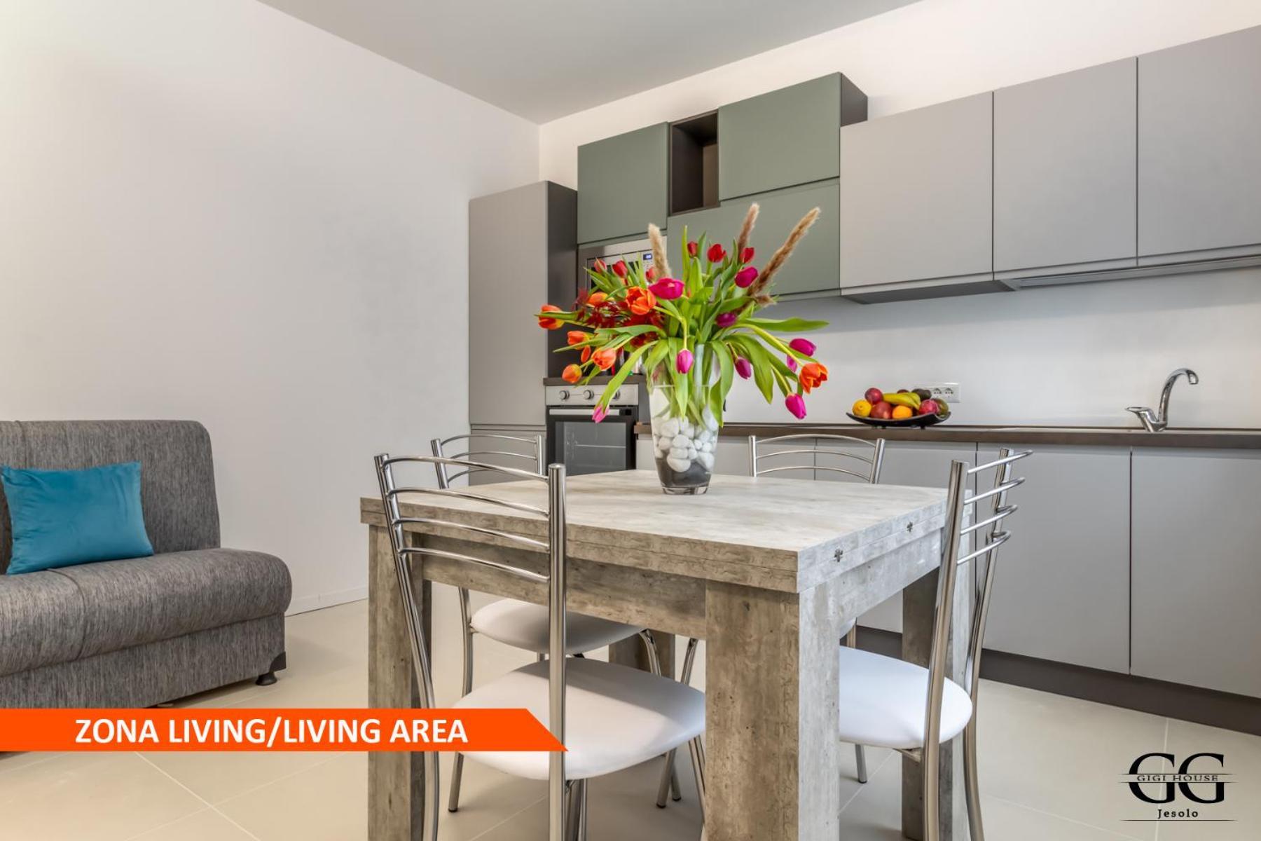 Gigi House -Appartamento Piazza Mazzini- 200M Dal Mare Τζεσόλο Λίντο Εξωτερικό φωτογραφία